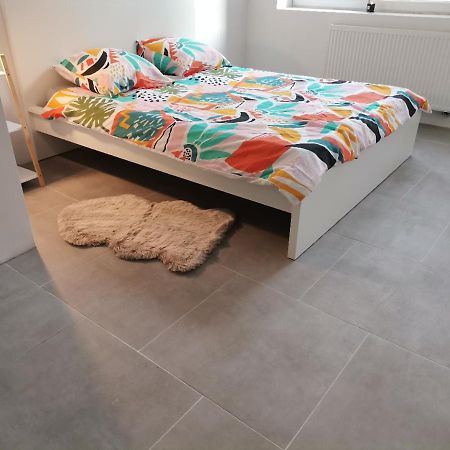 Le Caillou Blanc Apartment Charleroi Ngoại thất bức ảnh