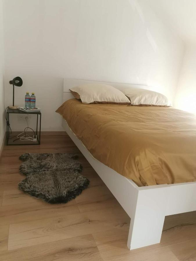 Le Caillou Blanc Apartment Charleroi Ngoại thất bức ảnh